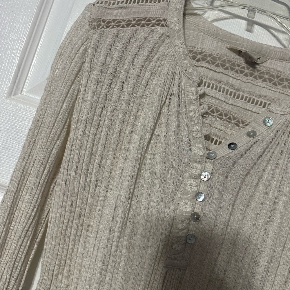 Lucky Brand Ribbed/Crocheted Button Front Henley Top - Picture 5 of 16
